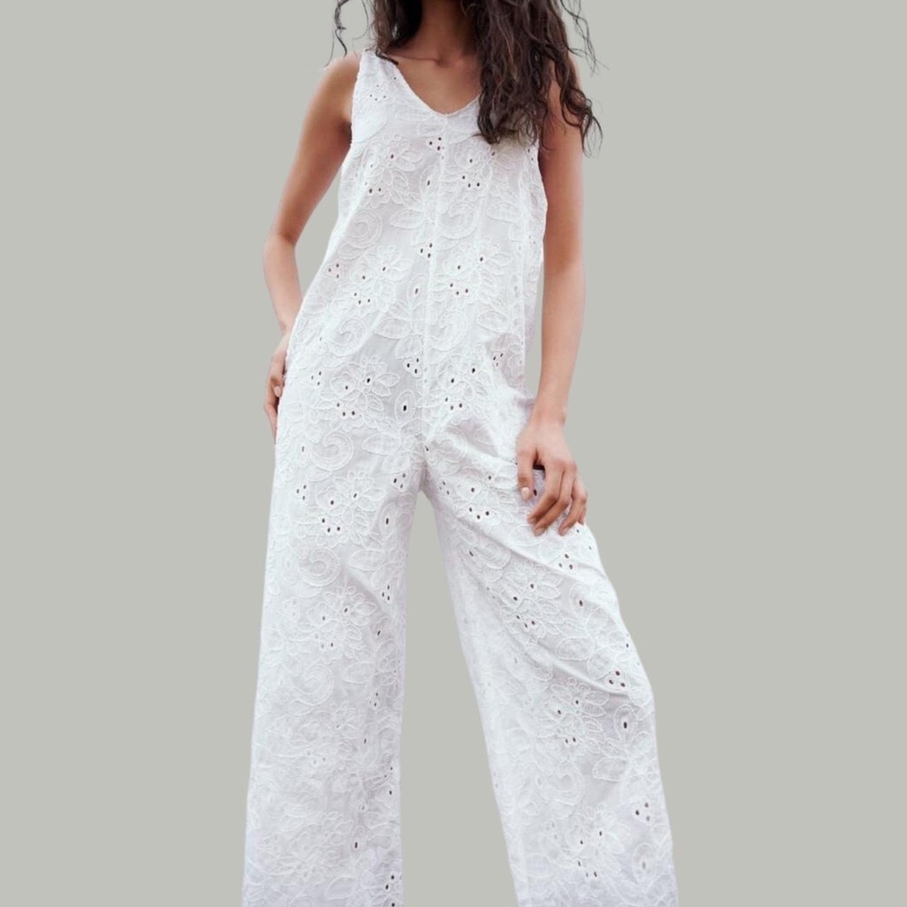 Zara The Grace Embroidered Eyelet Jumpsuit Wms Size XS